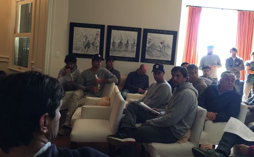 players meeting